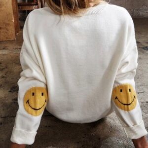 Wanna B Me Oversized Off-White Pullover Sweater – Size M